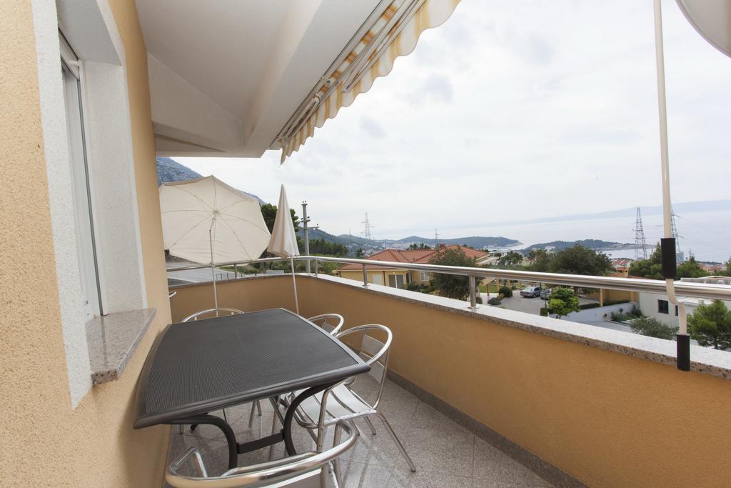 Apartments Damjanovic ماكارسكا الغرفة الصورة