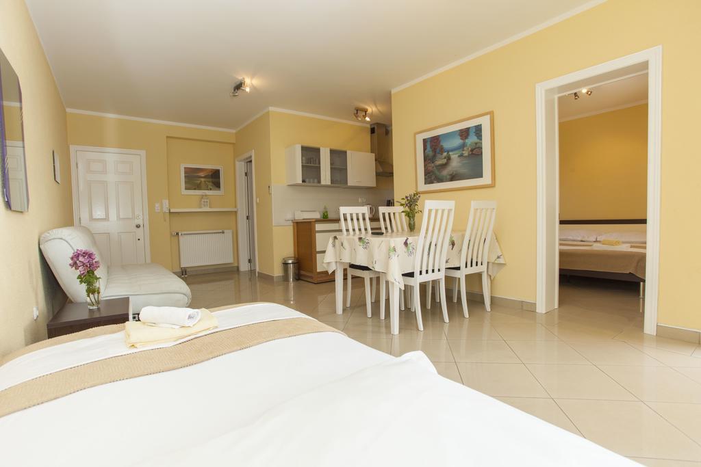 Apartments Damjanovic ماكارسكا المظهر الخارجي الصورة