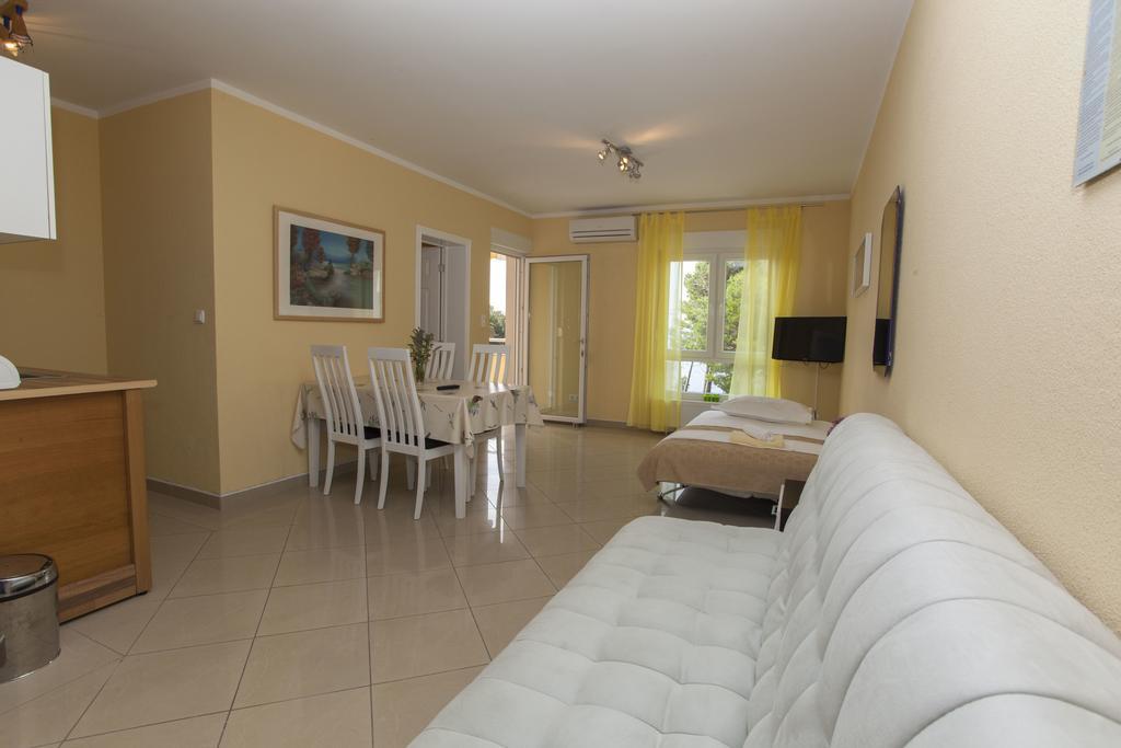 Apartments Damjanovic ماكارسكا المظهر الخارجي الصورة